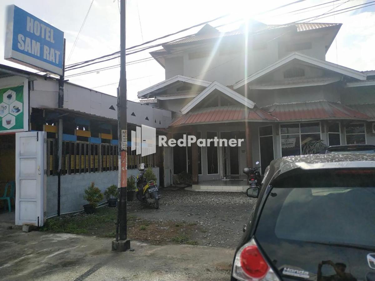 Hotel Samrat Palu Kültér fotó